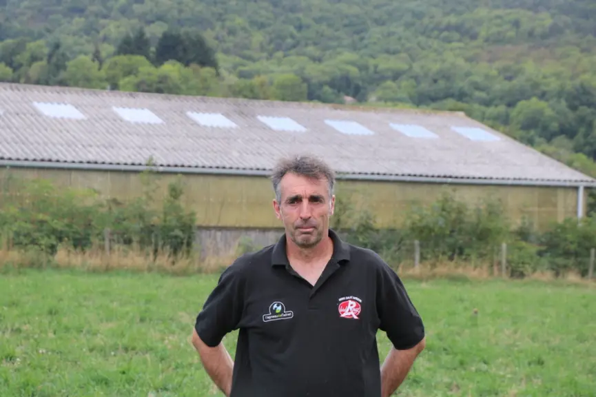 Pierre Orcière, 55 ans, éleveur en Ardèche : "J'ai conçu mes bâtiments et mon organisation du travail autour de deux critères : réduire la mortalité d