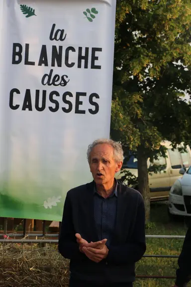 Pierre Fouché, président d'Ovilot, et l'équipe de l'OES ont dévoilé le nouveau nom de la F1 46 lors de leur assemblée générale, début juin.