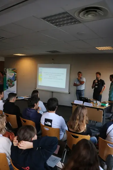 La conférence sur la prédation du loup au Sommet de l'élevage a fait salle comble. Pierre-Guillaume Grisot (Idele) a présenté les résultats de l'étude