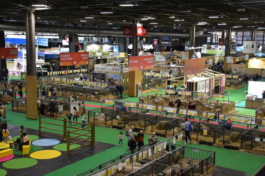 Une vue aérienne du hall 1 du salon international de l'agriculture 2026