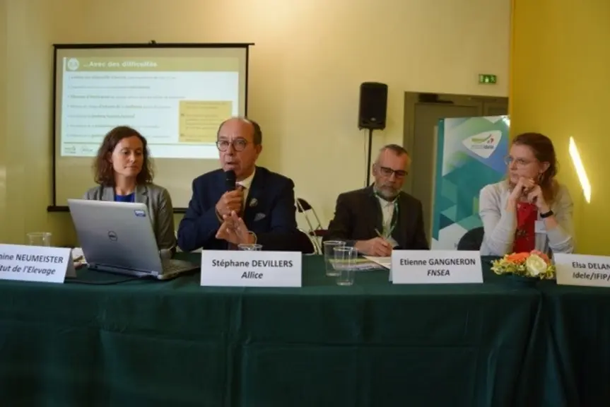 Le réseau Agri-sentinelles a été lancé au Space 2019. Initié par Stéphane Devillers (Allice), il est animé par Elsa Delanoue  (Idele, Ifip, Itavi) et