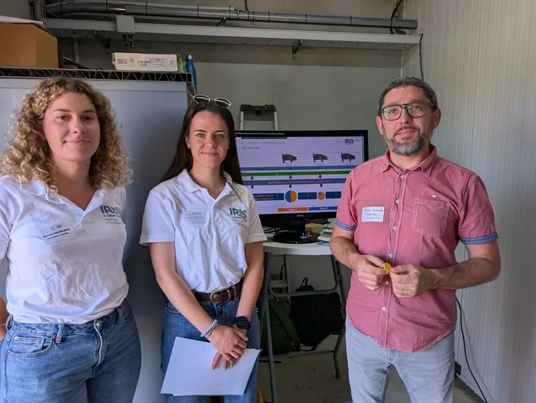 <em class="placeholder">De gauche à droite : Marion Vilsalmon (technicienne Cooperl), Noémie Kermarrec (ingénieure nutritionniste Cooperl) et Olivier Barbedette (technico-commercial C-suite) : « ...</em>