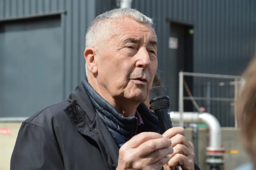 <em class="placeholder">Méthaniseur depuis 2008, Alain Guillaume voit dans la liquéfaction et la valorisation du biogaz dans la décarbonation des transports une opportunité pour le ...</em>
