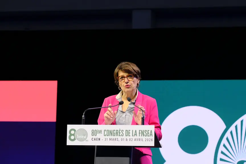 Congrès de la FNSEA à Caen le 2 avril 2026. Discours d'Annie Genevard, ministre de l'Agriculture, devant Arnaud Rousseau, président de la FNSEA et Pierrick Horel, président des Jeunes Agriculteurs (JA).