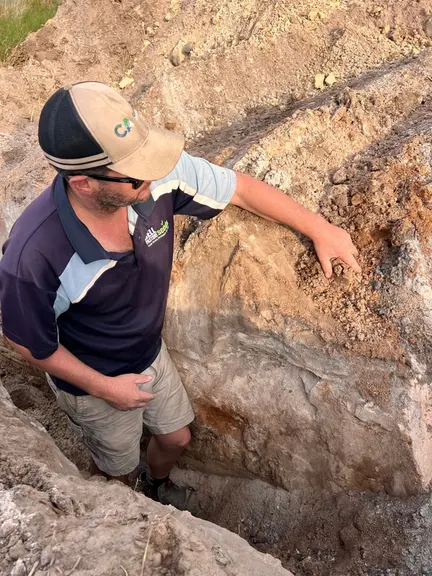 <em class="placeholder">Tranchée de drainage en Australie</em>