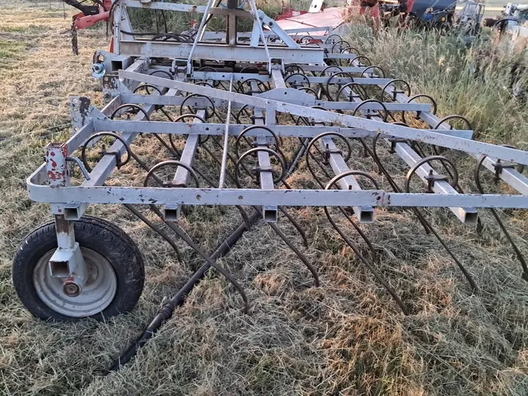 Herse à paille maison