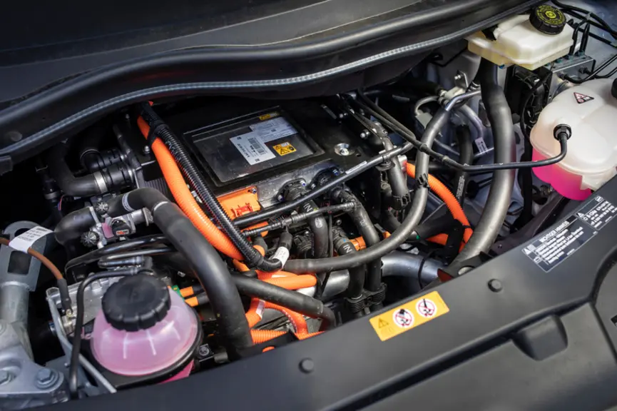 L’entretien d'un utilitaire électrique est moins onéreux que celui d'un modèle thermique. © Mercedes