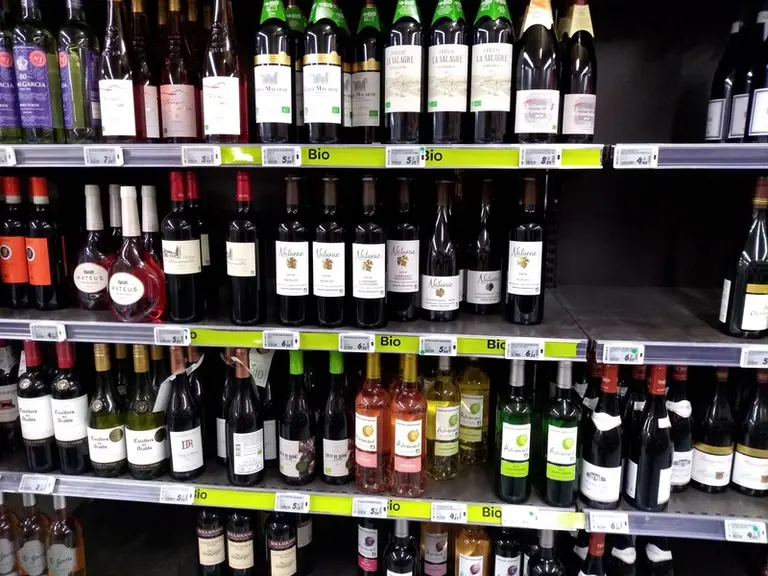 Rayon de vins bio en grandes surfaces - aout 2019