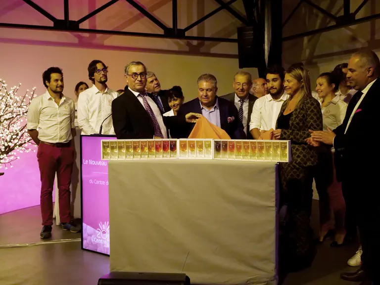 Lors de l'anniversaire des 20 ans du Centre du rosé, un nouveau nuancier en treize couleurs a été dévoilé.  © E. Brugvin
