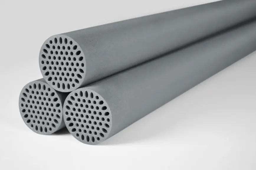 Les flux de filtration observés avec Crystar FT pour les vins blancs et rosés varient entre 200 et 280 l/h/m2, contre 150 à 200 l/h/m2 pour les vins r