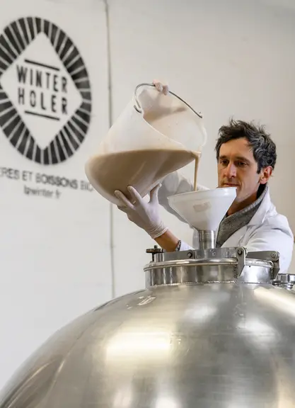Le levurage est l'une des rares similitudes entre l'élaboration d'un vin et d'une bière.