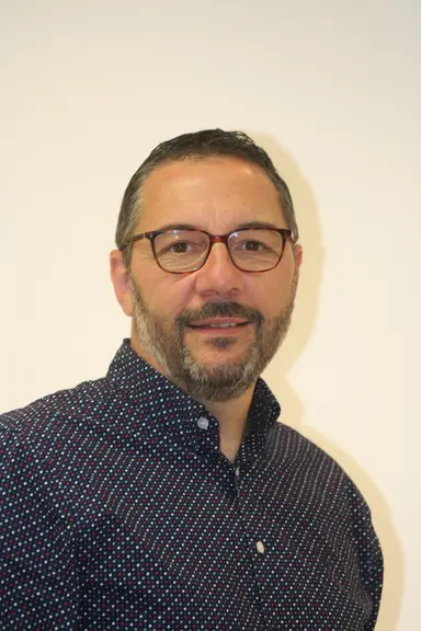 Bruno Michéa, œnologue-conseil, directeur du Laboratoire AOC, à Beaune, en Côte d’Or