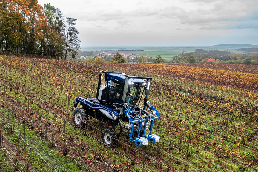 Les tracteurs enjambeurs New Holland TE6 sont déclinés en quatre modèles.