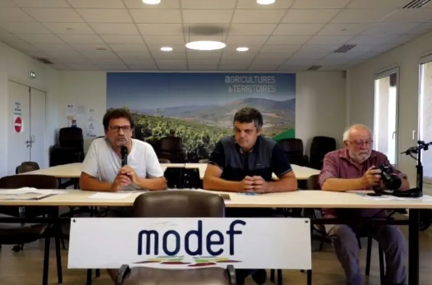 Didier Gagea, Olivier Chateauneuf et Jacques Thomas ont exposé à la presse les revendications du Mouvement de défense des exploitants familiaux (Modef