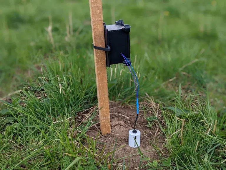 Exemple de réalisation, PilowTech est un capteur d'humidité des sols construit pour 20 euros et communiquant via LoRa.