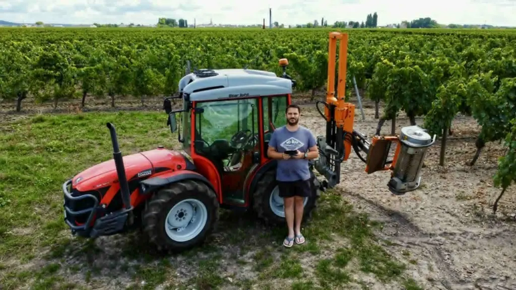 <em class="placeholder">Anthony Pantaleon, vigneron au Domaine Pantaleon Christian et fils, sur 21 ha, à Saint-Nicolas de Bourgueil, en Indre-et-Loire</em>