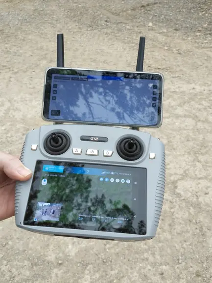 <em class="placeholder">Robot de pulvérisation autonome Calvet à Lézignan-Corbières dans l'Aude</em>