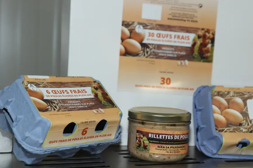 La transformation des poules de réforme en rillettes valorise très bien la viande