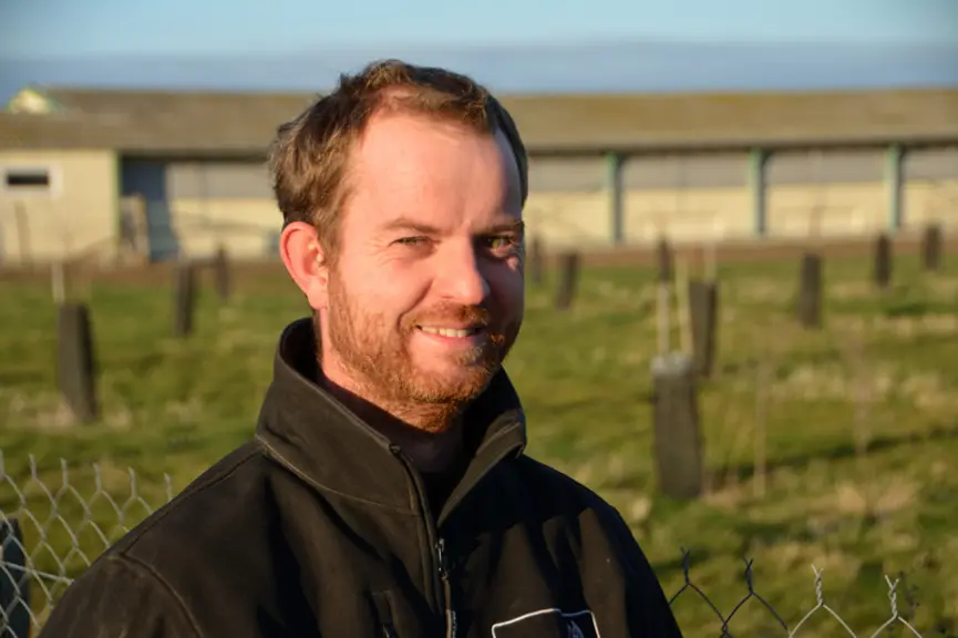 Thibault Gosseaume : « Mon objectif est de développer une ferme viable, de m’éclater dans mon travail et d’avoir du temps pour ma famille. C’est mon fil conducteur. »