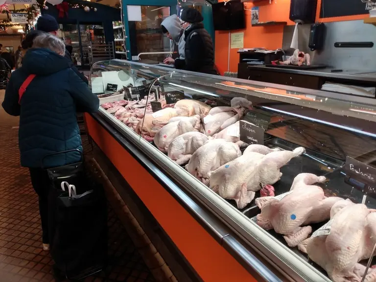 Les commerçants contraints estiment que les consommateurs devraient être plus cohérents entre leurs convictions et leurs achats.
