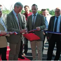 Michel Baudot, président du herd-book a invité les représentants des collectivités territoriales à venir couper le ruban.