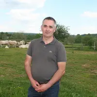 L’empreinte carbone de l’exploitation la situe très nettement dans le vert tant sur le volet émission que sur le stockage. © F. d'Alteroche