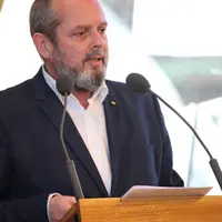 © S. Bourgeois