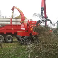 « En permettant une valorisation des haies, on les protège », souligne Olivier Lepage, chargé de développement à la SCIC Mayenne Bois énergie. © SCIC
