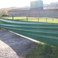 "J'ai construit un enrouleur de toile pour déplacer seul les vaches"