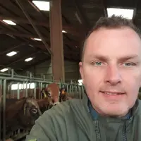 Jean-Michel Desmons, éleveur à Saint Symphorien des Thénières dans l’Aveyron, de 75 mères Aubracs sur 108 hectares de SAU