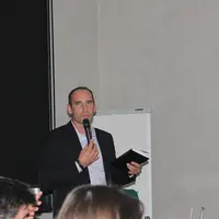 Mickaël Marcerou est éleveur de gasconnes en agriculture biologique en Ariège.