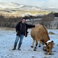 Christian Tallant, éleveur de 230 vaches aubracs à Osséja, dans les Pyrénées-Orientales, accuse plus de 80 % de pertes fourragères sur son exploitatio
