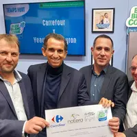 Un contrat d'approvisionnement a été signé entre la filière veau d'Aveyron / Bleu Blanc Cœur et Carrefour le lundi 24 février au Salon de l'agricultur