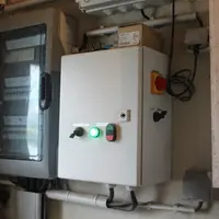 Le moteur électrique du malaxeur peut fonctionner en mode manuel ou en mode automatique.