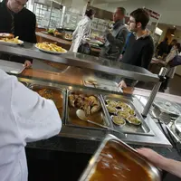 etudiants restaurant universitaire