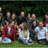 Laura, Jérémie, Elise, Anthony, Marjolaine, Laure, Pauline, Coralie, Denis, Mylène, Elodie, Ludovic et Aurélie ont eu seize semaines de cours et d'éch