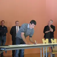 En signant la charte le 12 avril dernier, les partenaires se sont engagés à aider au développement de la filière caprine en Auvergne-Rhône-Alpes.  © E