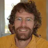 Emmanuel Hardy, éleveur bio de 60 chèvres et fromager fermier © D. Hardy