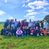 La classe de BTSA Productions Animales, 2e année du CFA Naturapolis de Châteauroux a pu découvrir la filière laine régionale grâce à quatre de leurs c