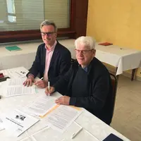 L'accord-cadre entre Lactalis et l'organisation de producteurs de chèvres du Rouergue a été signé par Serge Moly, directeur de l'approvisionnement lai