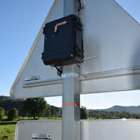 Arrière du panneaux routier signalant la traversée de troupeaux