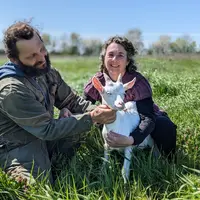 Laetitia et Fabien et une chevrette