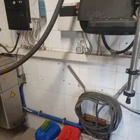 <em class="placeholder">purge automatique dans une salle de traite</em>