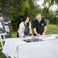 Signature du contrat sainte-maure-de-touraine