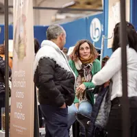 Discussions dans les allées du salon caprin Capr'Inov