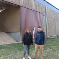 <em class="placeholder">Elsa Lamy et Cyril Guignard</em>
