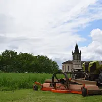 En Isère, les représentants de la filière noix et ceux des riverains du Sud Grésivaudan ont longuement négocié une charte de bon voisinage, sous l'égi