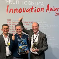 Avec Yoom, variété de tomate pourpre et attrayante, Syngenta remporte le Fruit Logistica Innovation Award 2020.   © RFL