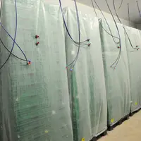 Des housses étanches dans lesquelles est créée une atmosphère contrôlée sont une solution efficace mais onéreuse pour conserver le raisin. © CTIFL