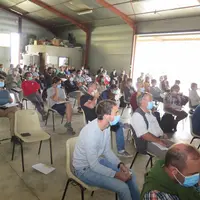 La Sefra a dû limiter à 60 le nombre de participants à sa troisième « Séance arbo », mi-septembre en raison de la situation sanitaire. © Agriculture D